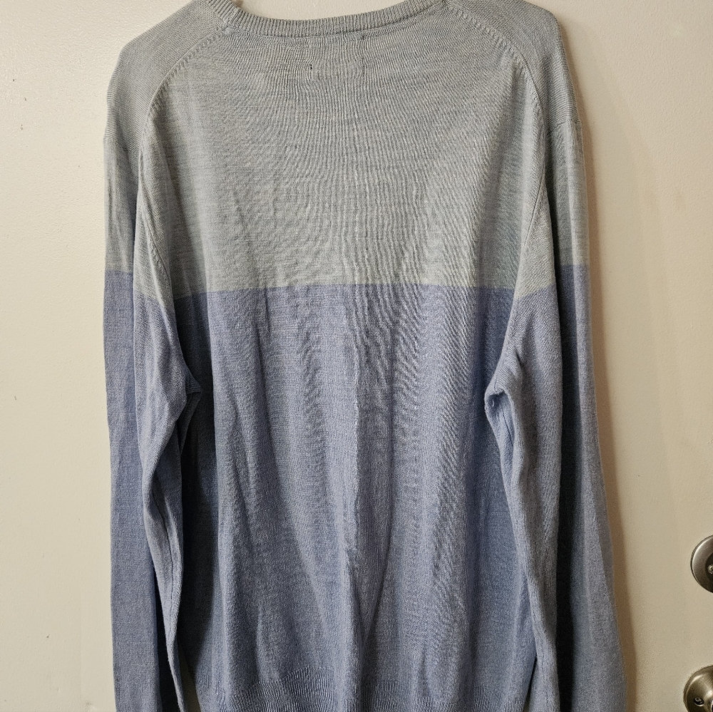 Calvin Klein Gray and Blue Sweater Merino Wool - Picture 5 of 5